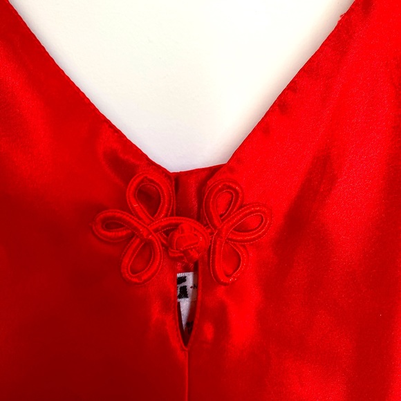 Morgan Taylor Vintage Satin Red Romper - Picture 4 of 6